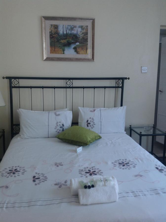 Wozani Lodge บูลาวาโย ภายนอก รูปภาพ
