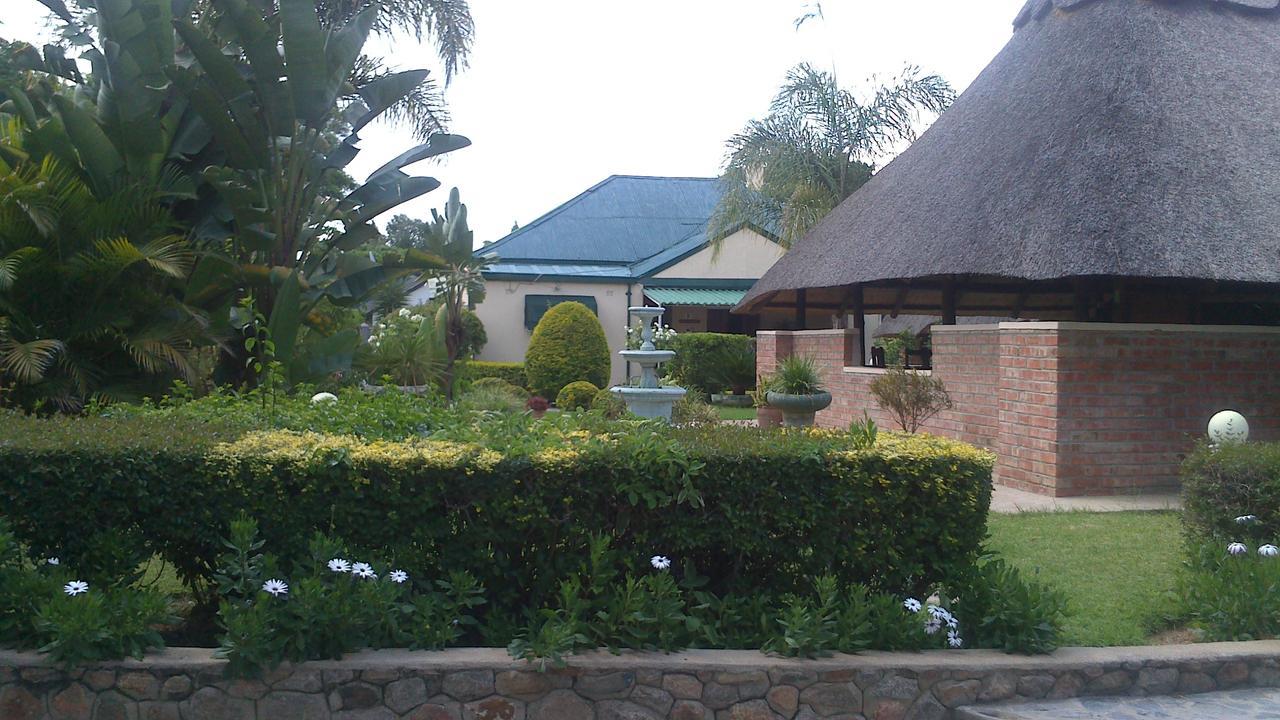 Wozani Lodge บูลาวาโย ภายนอก รูปภาพ